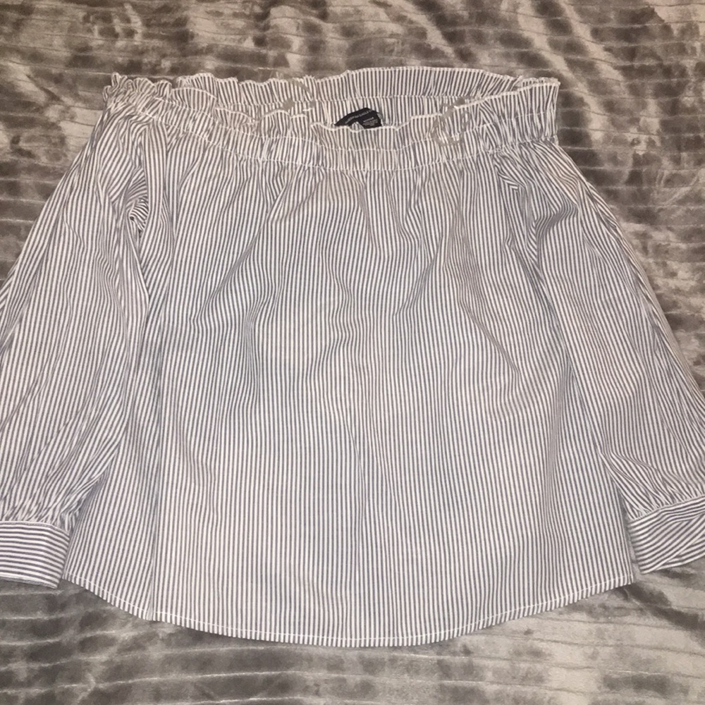 - American Eagle Shirt